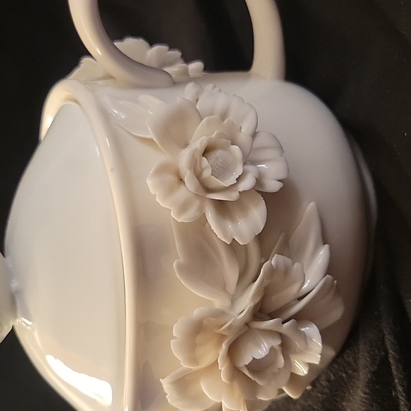 Ivory I. Godinger & Co teapot. The lid didn't come with the teapot - Picture 3 of 11